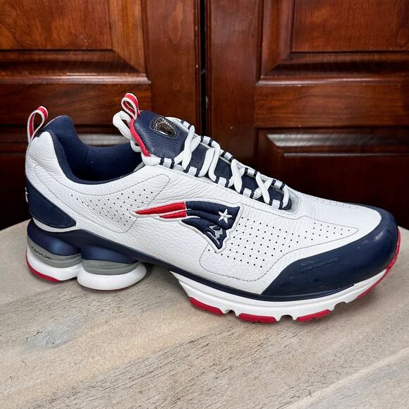 Reebok New England Patriots Men’s Size 10 RB 706 FLU Sneakers White Navy NEW NIB - Picture 13 of 15